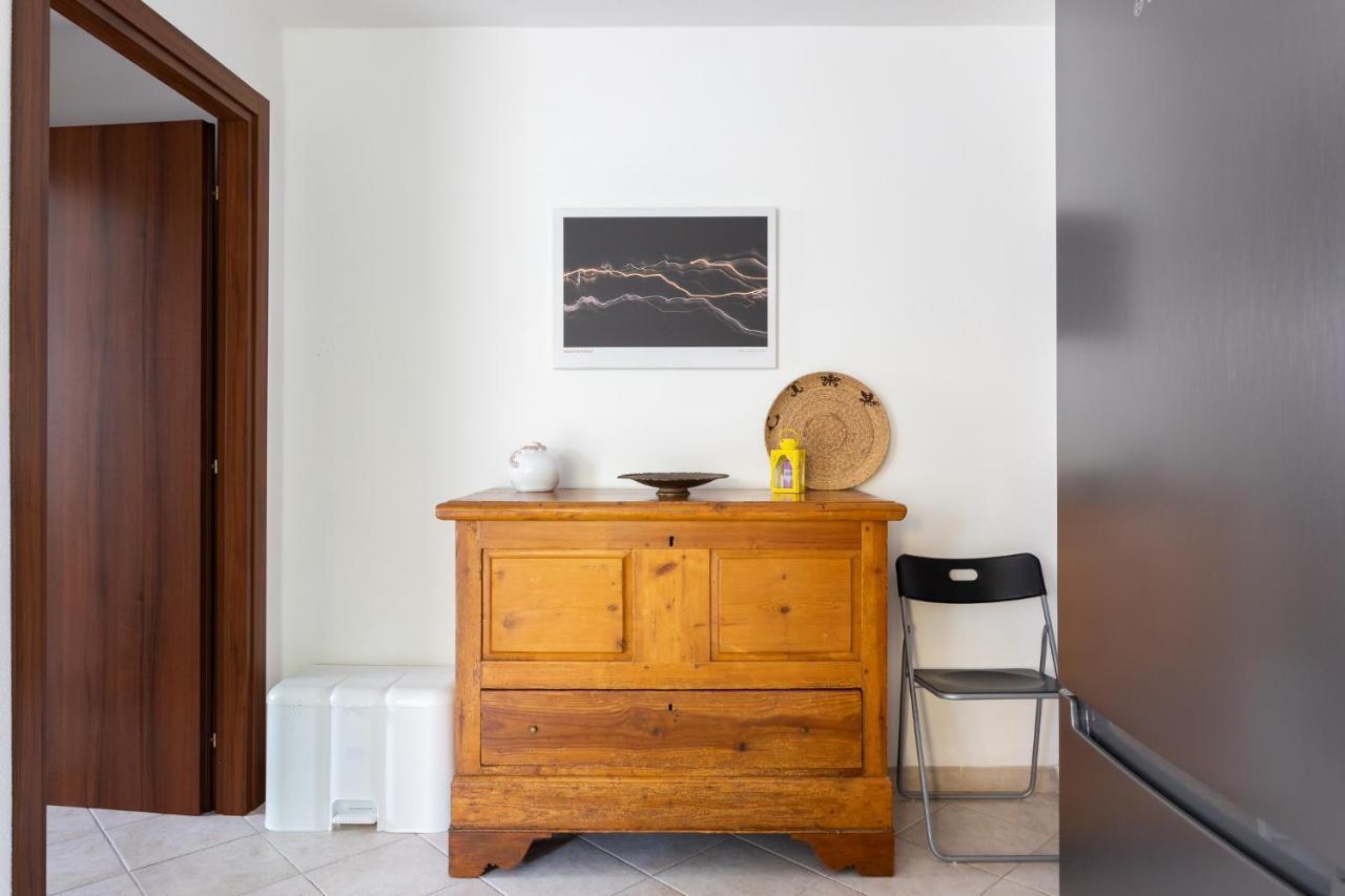 Spacious 3-Bedroom Apartment With Courtyard In Tempio Pausania - Perfect For Families מראה חיצוני תמונה